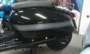 Scomadi GP silver side stripes. Modern Scooters
