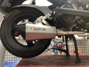 SCOMADI/ ROYAL ALLOT 125 SPORTS EXHAUST Modern Scooters