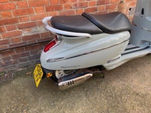 PEUGEOT DJANGO HERITAGE 125 Modern Scooters