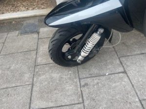 SCOMADI TT 125 Modern Scooters