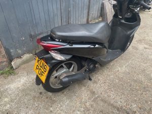 HONDA VISION 110 Modern Scooters