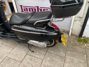 PEUGEOT DJANGO 125 Modern Scooters