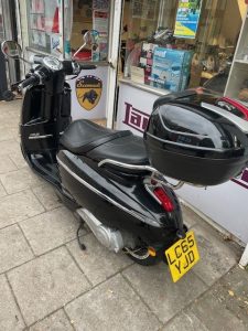 PEUGEOT DJANGO 125 Modern Scooters