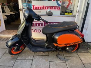 VESPA GTS 300 2013 Modern Scooters