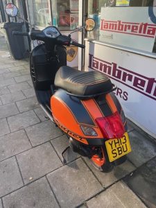 VESPA GTS 300 2013 Modern Scooters