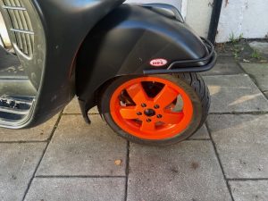 VESPA GTS 300 2013 Modern Scooters