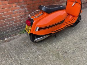 SCOMADI TL125 PO65NN Modern Scooters