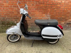 VESPA PX125 Modern Scooters