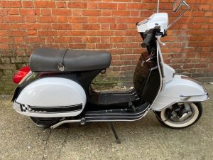 VESPA PX125 Modern Scooters