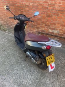PEUGEOT KISBEE 50 2017 Modern Scooters