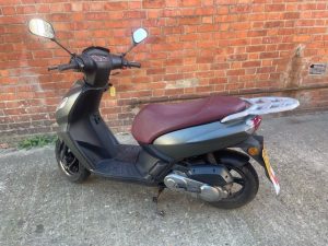 PEUGEOT KISBEE 50 2017 Modern Scooters