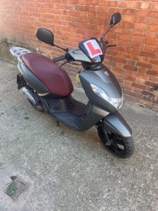 PEUGEOT KISBEE 50 2017 Modern Scooters
