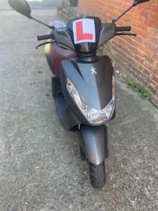 PEUGEOT KISBEE 50 2017 Modern Scooters