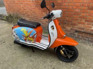 SCOMADI TL125 POP ART Modern Scooters